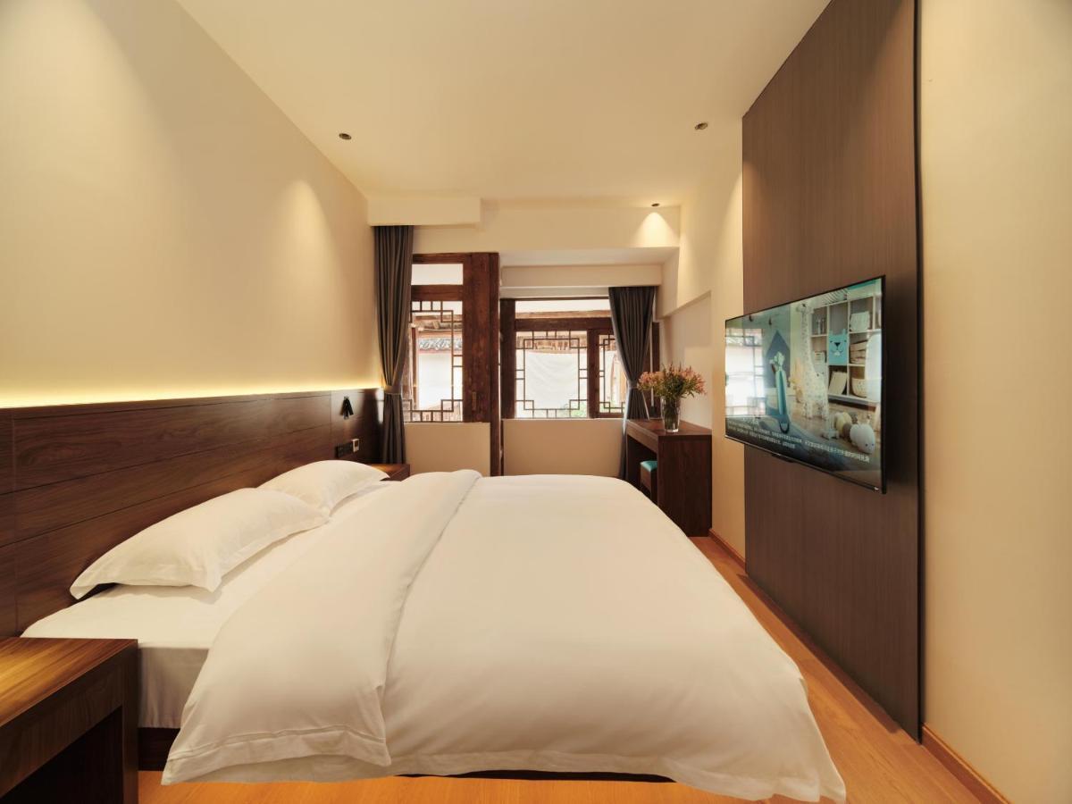 Апартаменты Xiluxiaoxie Saturday 3Nights Airport Free Transfer Лицзян Экстерьер фото