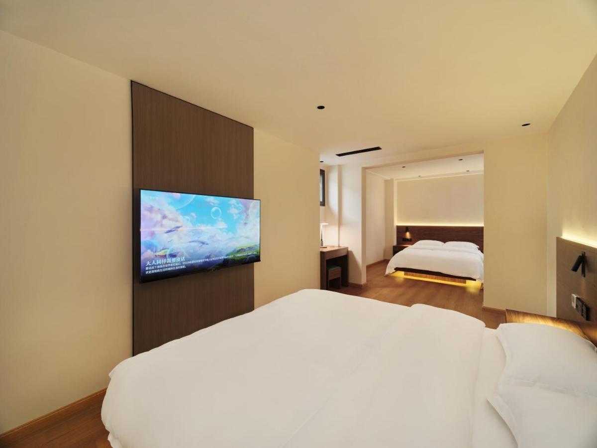 Апартаменты Xiluxiaoxie Saturday 3Nights Airport Free Transfer Лицзян Экстерьер фото